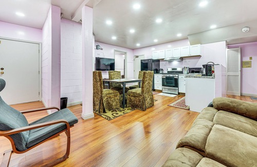 Castro Valley Apartamento | Lake Chabot Getaway ~ 3 Mi to Water!