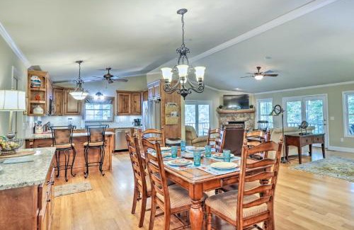 Hayesville Casa | Lake Chatuge Retreat with Dock and Mtn Views!