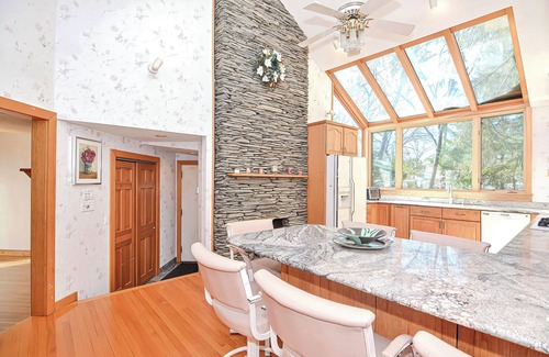 Framingham Casa | Lake Cochituate Waterfront Home