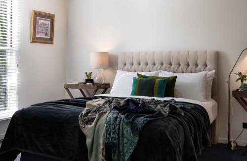 Daylesford Casa | Lake Como Villa - Lake Daylesford on your doorstep