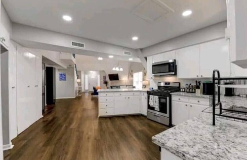 Montgomery Casa | Lake Conroe Dome Home - 1.5 miles to Lake Conroe. Pet Friendly.