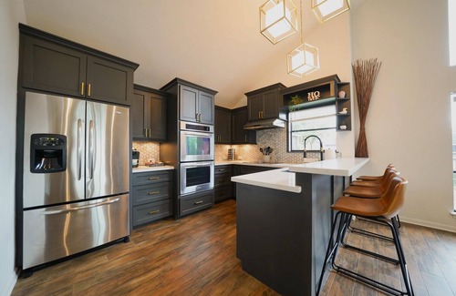 April Sound Casa | Lake Conroe Retreat. Stunning Views & Private Deck