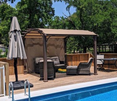 Montgomery Casa | Lake ConRoy Estates - Unit A with Pool Access