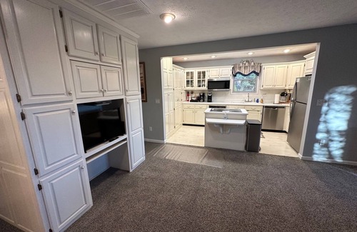 Bronston Condominio | Lake Cumberland Cozy 1 Bedroom 7-3 Woodson Bend Resort Condo Bronston Ky