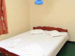 Yodakandiya Cama Y Desayuno | Lake Edge Holiday Inn
