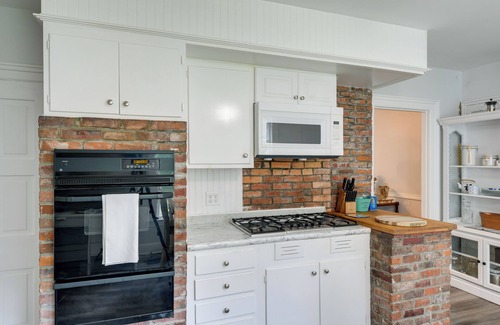 Brocton Apartamento | Lake Erie Views: Perfect for Traveling Nurses!