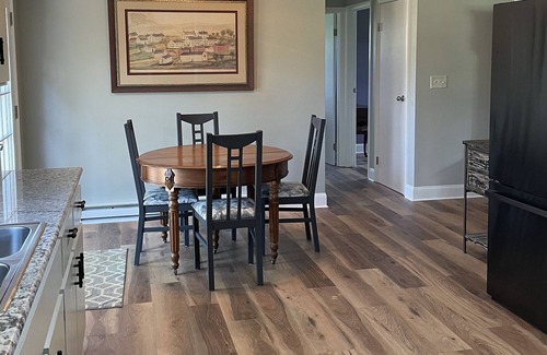 Westfield Casa | Lake Erie Waterfront in Chautauqua Wine Region