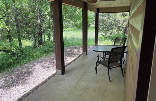 Frisco Casa | Lake Escape - 20 Person Bunkhouse