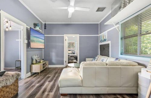 Belmont Casa | Lake Escape