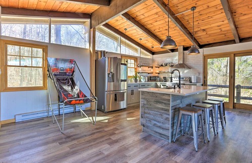 Locust Lake Village Cabina | Lake Escape In the Poconos