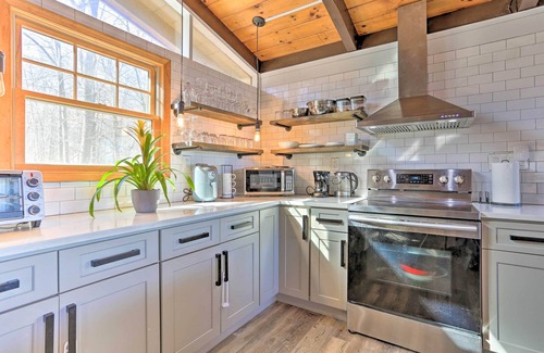 Locust Lake Village Cabina | Lake Escape In the Poconos