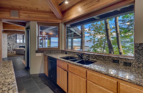 Carnelian Bay Casa | Lake Escape - Lakefront - TLUXP