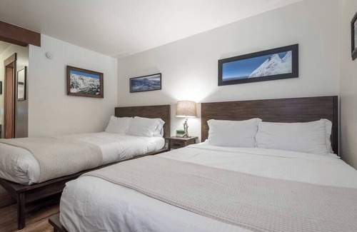 Tahoe Woods Complejo | Lake Escape-Minutes to Lake & Ski Areas