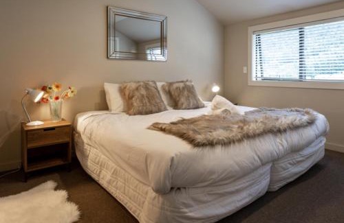 Sunshine Bay Casa | Lake Escape
