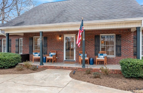 Mooresville Casa | Lake Escape's Sunny Daze