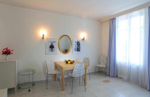 Porto Ceresio Apartamento | Lake Front 138