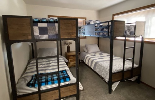 Whitefish Cabaña | Lake Front Cabin on Beautiful Whitefish Lake