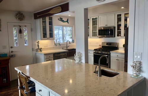 Tahoe City Chalet De Esquí | Lake front chalet-incredible view, sleeps 12!