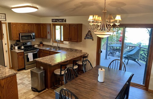 Lindstrom Casa | Lake front-Fishing-Snowmobile Trails Nearby!