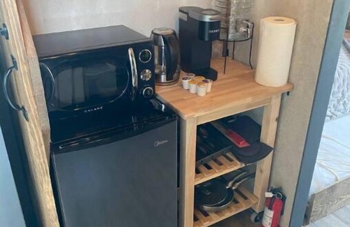 Camp Swift Alquiler De RV | Lake Front Glamping Near Austin-Bathroom In Unit