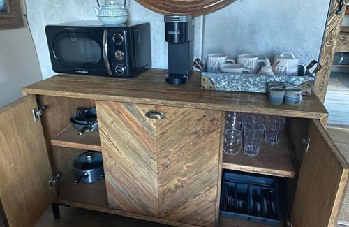 Camp Swift Alquiler De RV | Lake Front Glamping Near Austin-Bathroom In Unit