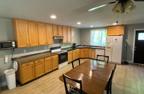 Ridgeway Casa | Lake front home with floating dock and boat launch on Lake Wateree, SC