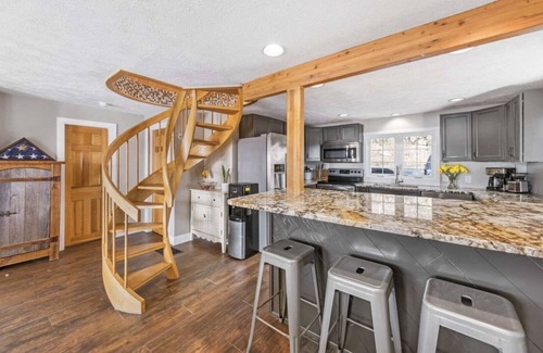 Gilford Casa | Lake Front Private Home - Winnipesaukee - Gilford NH