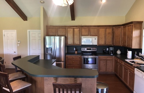 East Point Casa | Lake Front Retreat, 12.5 Acres on Lake Bistineau.