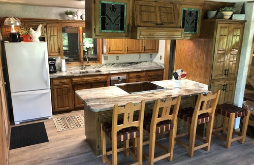 Eagle Rock Casa | Lake front secluded house w/private boat/swim dock on 242 acre cattle ranch.