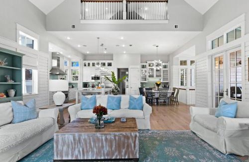 Watercolor Casa | Lake-Front Serenity, Watercolor