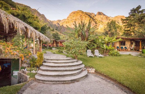 Santa Cruz La Laguna Casa | Lake Front Suite at Los Elementos