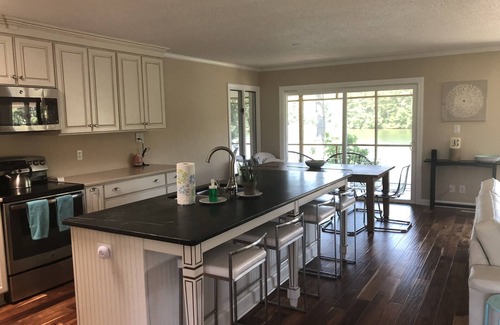 Littleton Casa | Lake Gaston - Amazing Water Views - Deepwater Cove, Just Seconds To Main Lake