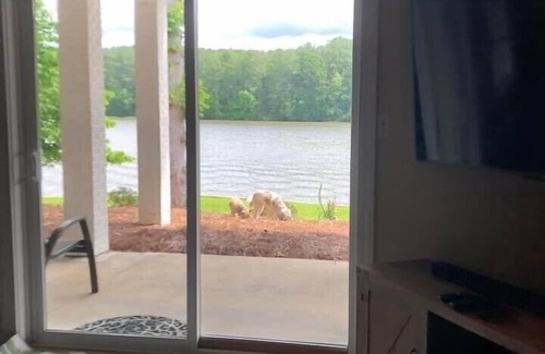 Littleton Casa | Lake Gaston - Amazing Water Views - Deepwater Cove, Just Seconds To Main Lake