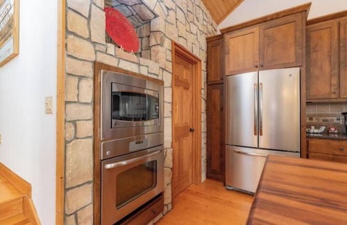 Henrico Casa | Lake Gaston's Million Dollar Baby! Epic Dock w/Bar, TV, Private Beach, Sleeps 14