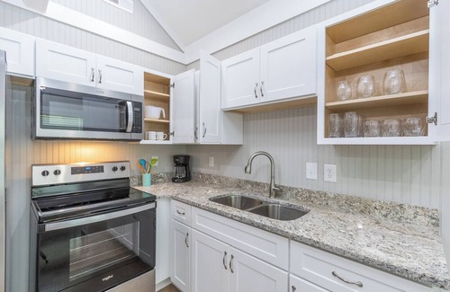 Townville Casa | Lake Hartwell Cabins-15 Minutes to Clemson-Near Green Pond Landing
