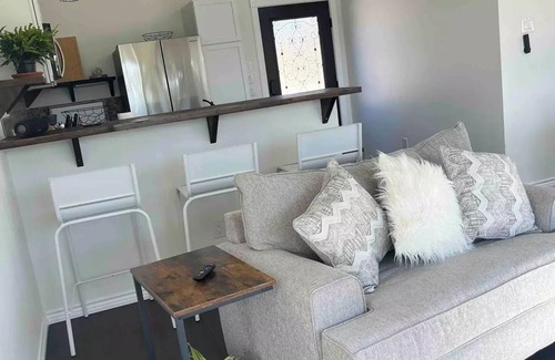 Canyon Lake Casa | Lake Haus Early Spring Rates