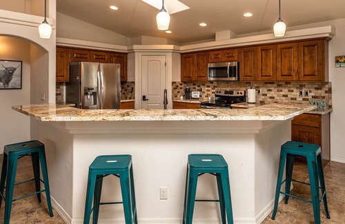 Lake Havasu City Casa | Lake Havasu Getaway 🌅 - Hot Tub💦Clean🧽Spacious
