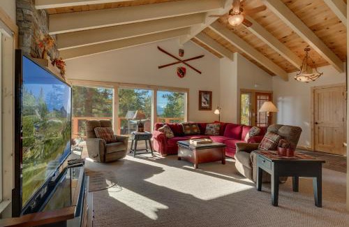 Lake Forest Casa | Lake Haven at Dollar Point - Spacious 4 BR w Lake Views, Sauna, Near Ski Resorts!