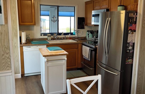 Fedhaven Cabaña | Lake Home - 2 bd rm w/dock & pier on Lake Rosalie, Lake Wales
