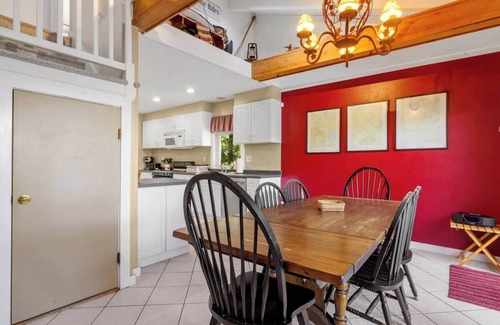 The Bays Casa | Lake Home with Private Beach and Hot Tub