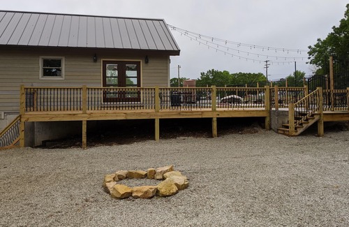 Kimberling City Cabina | Lake House @ Lighthouse Lodge - Lake Views - Bring Your Boat!