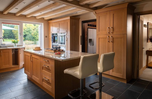 Brecon Cabaña | Lake House - Luxury Cottages