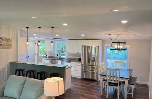Jacksboro Casa | Lake House / Norris Lake. Private dock with covered slip near Twin Cove Marina.