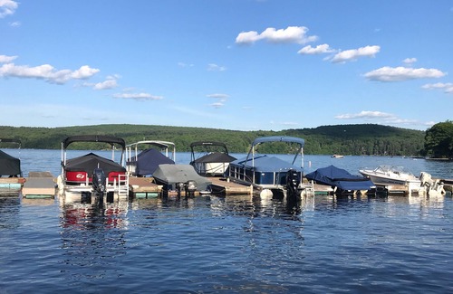 Lakeville Chalet De Esquí | Lake House on Lake Wallenpaupack, muelle incluido, Home tiene WiFi 3 BDRM's 2b's
