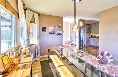 Kelseyville Casa | Lake house perched on a hill w/views & w/ SUP's kayaks & E-Bikes & pool
