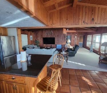 Polk City Casa | Lake House Retreat