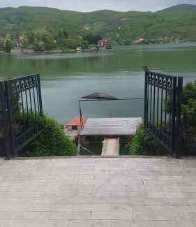 Central Serbia Casa | Lake House