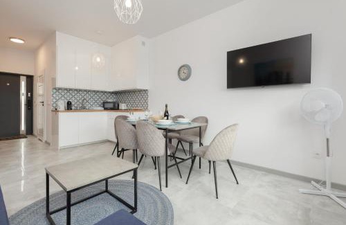 Uniescie Casa | Lake House Sosnowy Las Mielno by Noclegi Renters