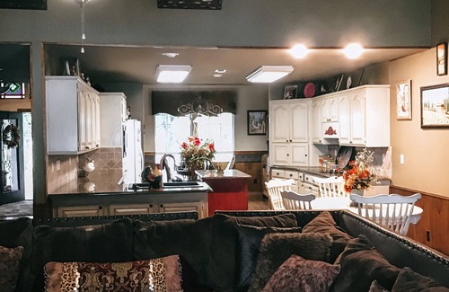 Bridgeport Casa | Lake house