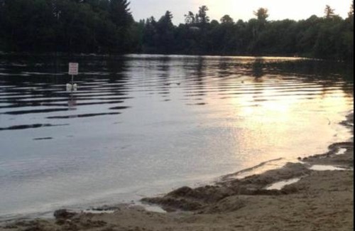 Chertsey Casa | Lake HouseChalet - Beach, Terrasse, Fireplaces, BBQ
